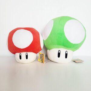 Nintendo Super Mario 1UP Red and Green Mushroom Banpresto Plush Lot
